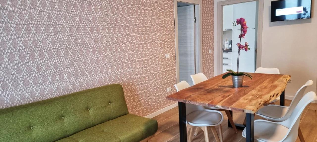 Casa Barcelli Sport & Family Apartments Torbole Sul Garda Luaran gambar